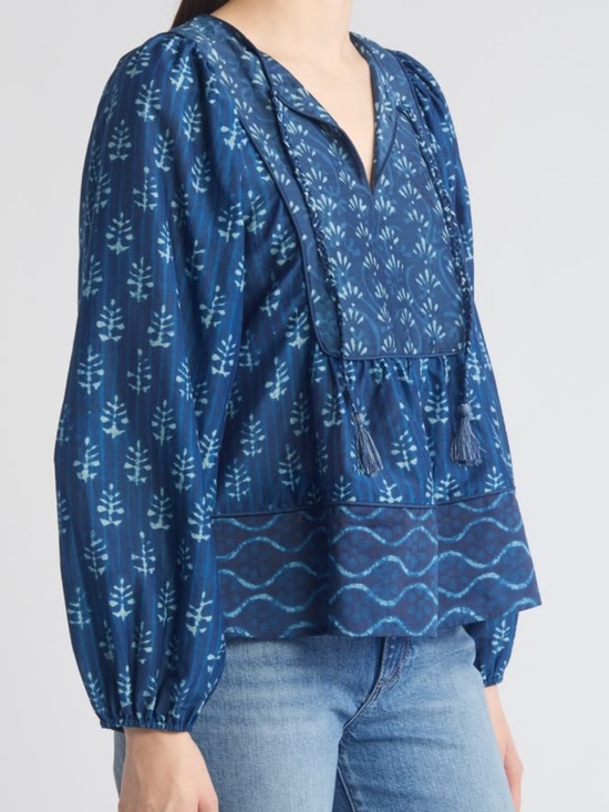 Faherty Tops - Fahrety Top Womens size Small Boho Indigo Printed Peasant Tunic with Tassel Tie